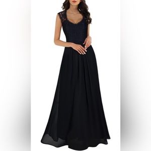 Women’s V-neck Sleeveless Maxi Dress